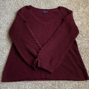 American Eagle Maroon Sweater